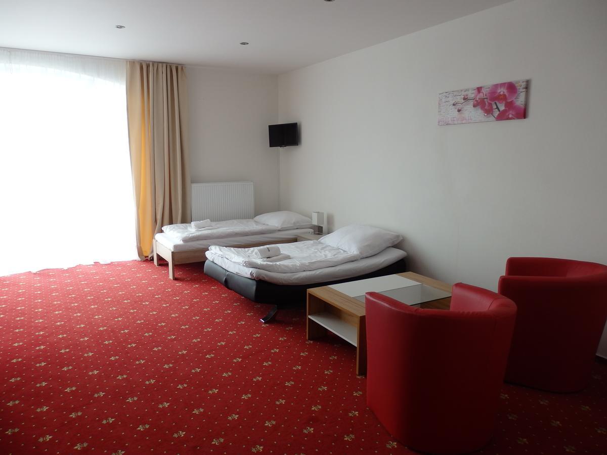 Rezidence Holsin Hotel Holsiny Room photo